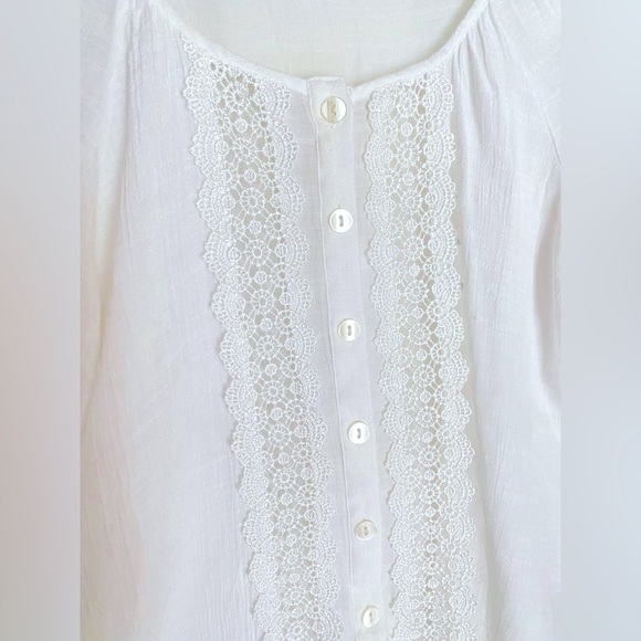 Women’s Short Sleeve Sheer Button Down Peasant Blouse with Eyelet Detail Small - Picture 4 of 7